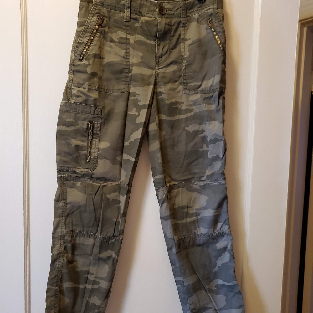 Sonoma brand camo pants